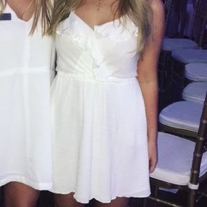 BCBG White strappy dress with pockets